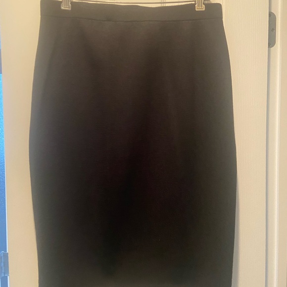 St John classic knit skirt